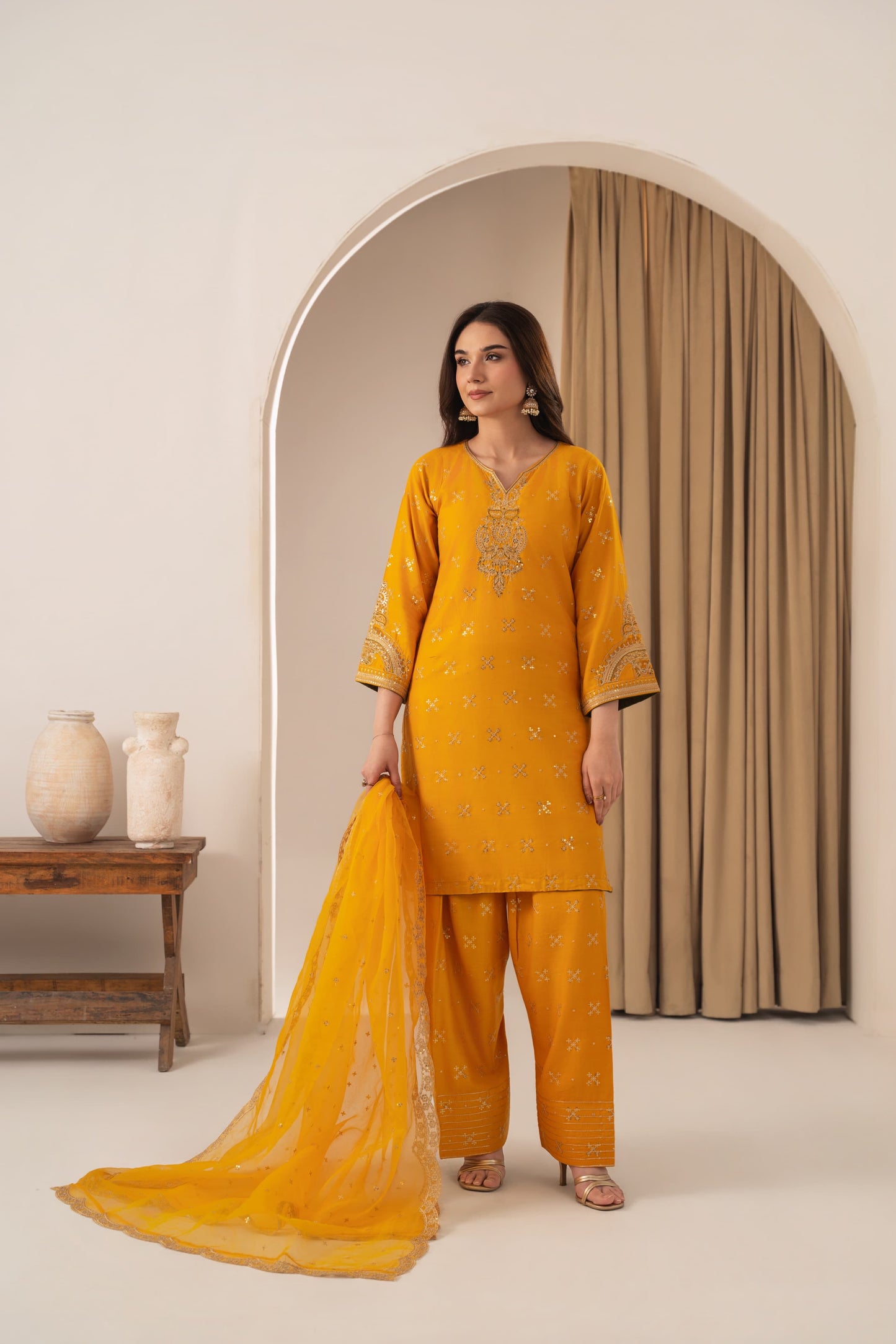 Sona Embroidered 3PC Farshi