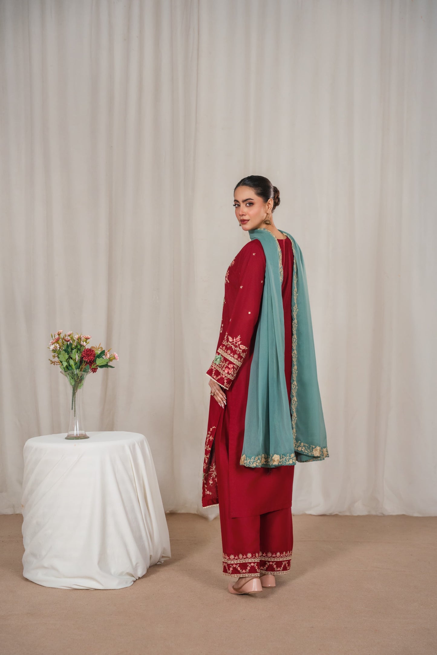 AROHA EMBROIDERED 3PC (DUPPATA)