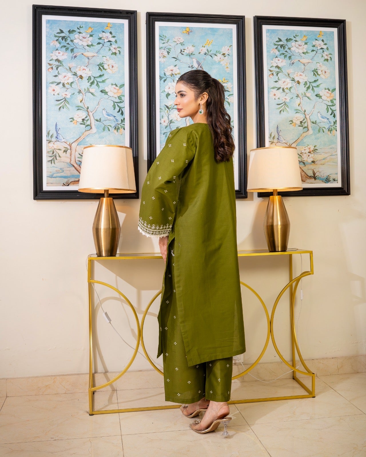 Olive embroidery 2 piece