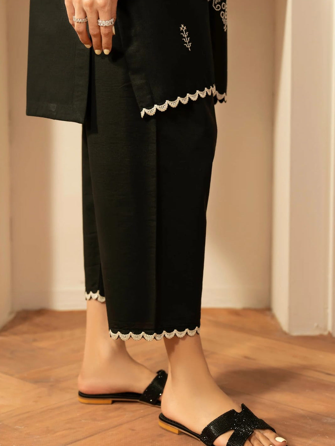 Emaan Embroidered 2 piece