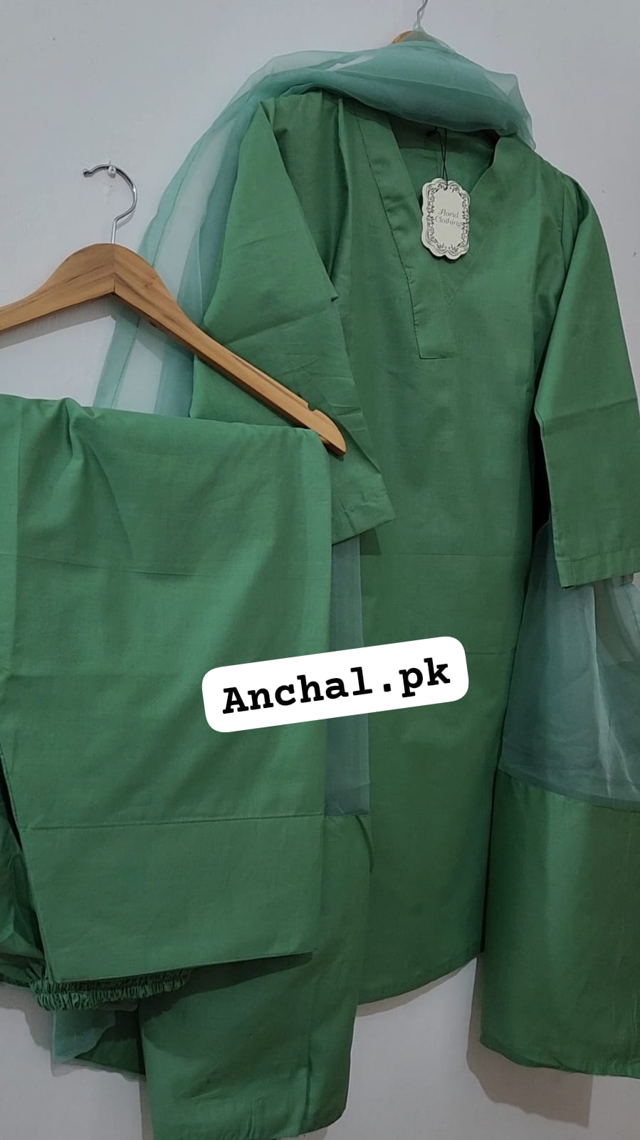 Plain Farshi Shalwar Qameez with Long Dupatta