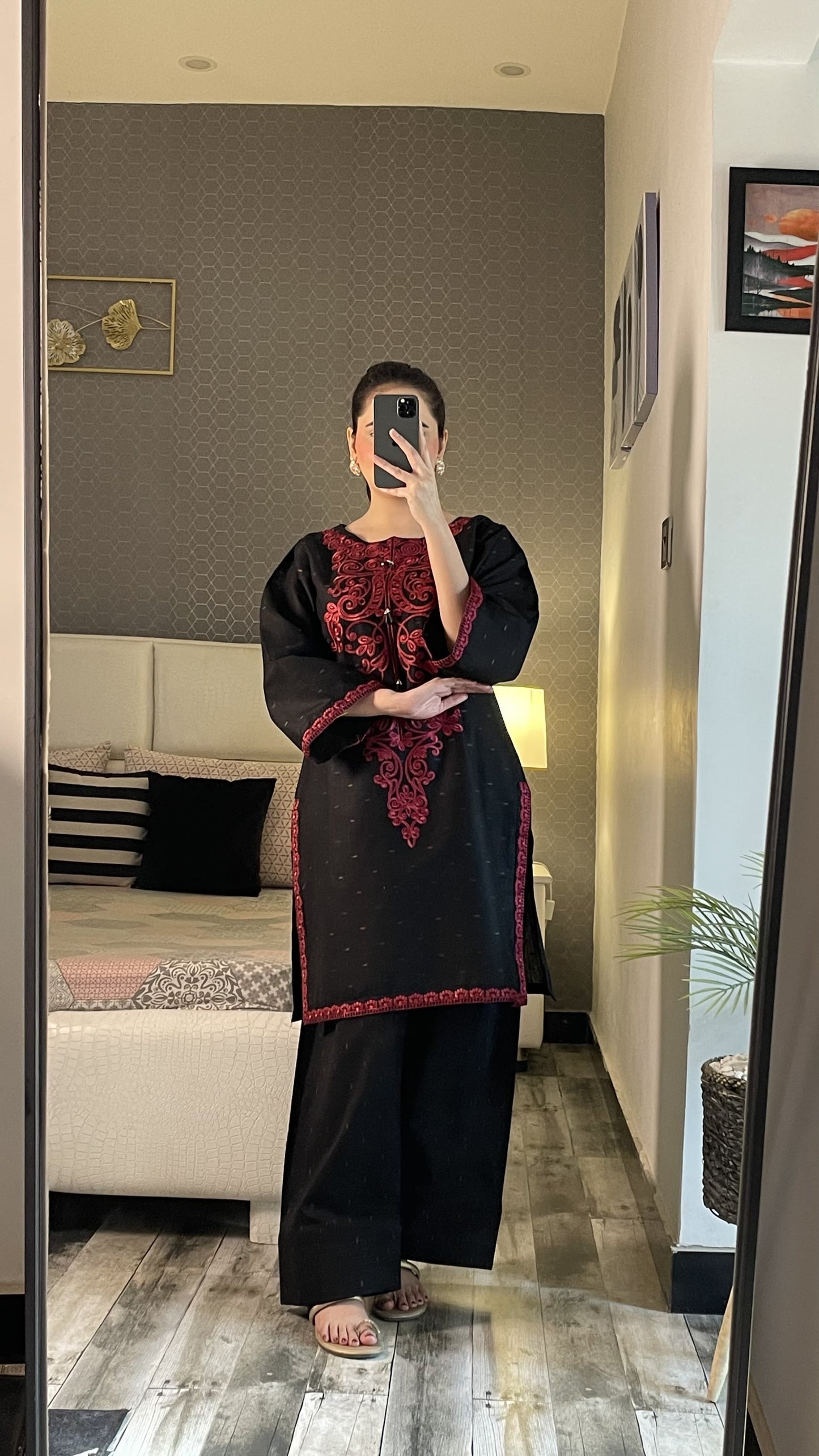 Yasmine Embroidered 2PC (Farshi)
