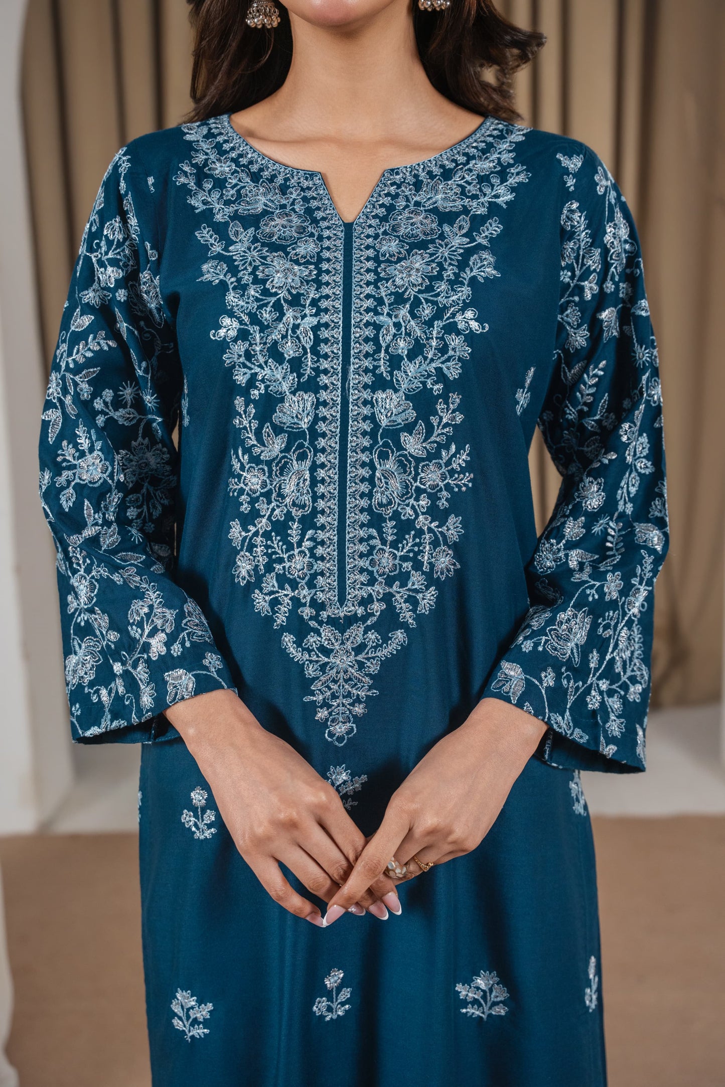 Fari Embroidered Three piece stitched